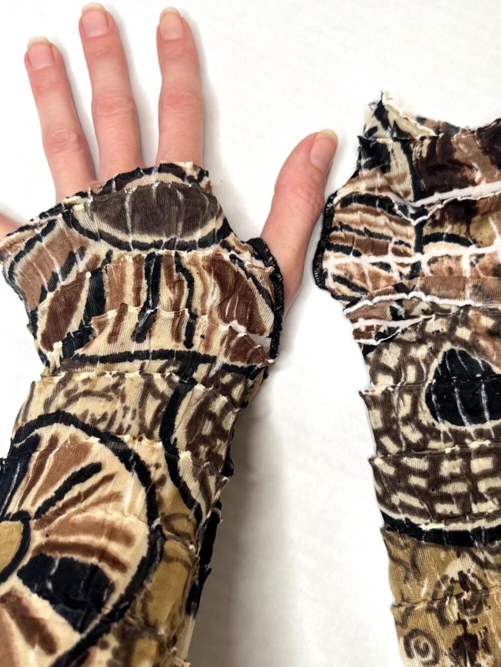 Brown Mummy Arm Warmers Womens Bandage Gloves Apocalypse Leopard Ankara Fabric - Picture 3 of 8